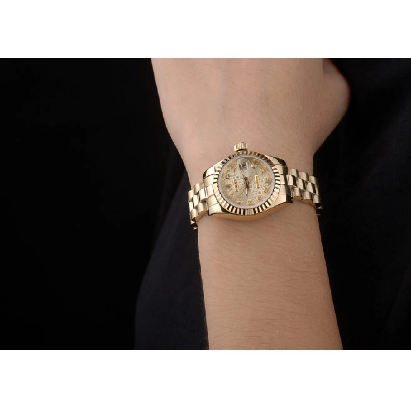 Aaa replica watch Pattern Gold DateJust Ribbed Dial Rolex Gold Bezel 0729